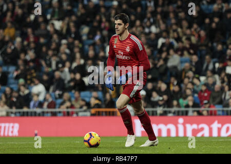 Madrid, Spanien. 6. Januar, 2019. Von Real Madrid Thibaut Courtois während La Liga Match zwischen Real Madrid und Real Sociedad San Sebastián im Santiago Bernabeu in Madrid. Credit: LEGAN S. Mace/SOPA Images/ZUMA Draht/Alamy leben Nachrichten Stockfoto