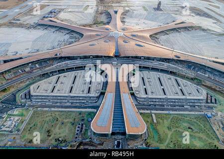 Peking, Peking, China. 5 Jan, 2019. Peking, CHINA - Die Pekinger Daxing International Airport, worldÃ¢â'¬â"¢s größte Flughafen in Betrieb vor dem 30. September 2019 gestellt werden. Credit: SIPA Asien/ZUMA Draht/Alamy leben Nachrichten Stockfoto