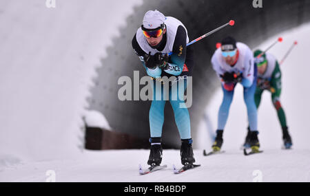 In Mähren, Tschechien. 06 Jan, 2019. Sieger Valentin Chauvin (FRA) konkurriert in der Männer 20 km Massenstart Rennen innerhalb der OPA Langlauf Europacup 2019 in Nové Město na Moravě, Tschechische Republik, am 6. Januar 2019. (CTK Photo/Lubos Pavlicek) Quelle: CTK/Alamy leben Nachrichten Stockfoto