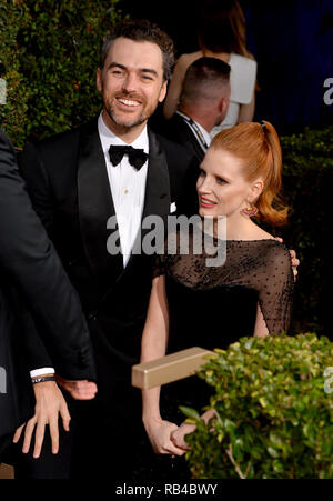 LOS ANGELES, Ca. Januar 06, 2019: Jessica Chastain & Gian Luca Passi de Preposulo am2019 Golden Globe Awards im Beverly Hilton Hotel. Bild: Paul Smith/Featureflash Stockfoto