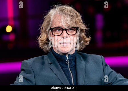 Leipzig, Deutschland. 14 Dez, 2018. Der Musiker und Entertainer Helge Schneider, in der MDR-Talkshow "RIVERBOAT" am 14.12.2018 in Leipzig aufgenommen. Quelle: Thomas Schulze/dpa-Zentralbild/ZB/dpa/Alamy leben Nachrichten Stockfoto