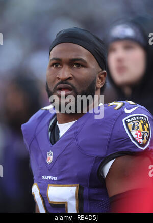 Baltimore, Maryland, USA. 06 Jan, 2019. Baltimore Ravens RB Javorius Allen (37) dargestellt, während die AFC Wildcard Endspiel Spiel gegen die Los Angeles Ladegeräte bei M&T Bank Stadium in Baltimore, MD, am 6. Januar 2019. Foto/Mike Buscher/Cal Sport Media Credit: Cal Sport Media/Alamy leben Nachrichten Stockfoto