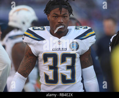 Baltimore, Maryland, USA. 06 Jan, 2019. Los Angeles Ladegeräte S Derwin James (33) dargestellt, während die AFC wildcard Endspiel Spiel gegen die Baltimore Ravens bei M&T Bank Stadium in Baltimore, MD, am 6. Januar 2019. Foto/Mike Buscher/Cal Sport Media Credit: Cal Sport Media/Alamy leben Nachrichten Stockfoto