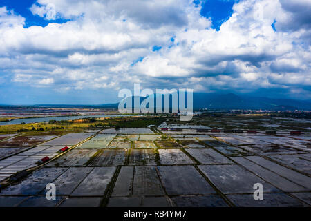 Kampot Salz Felder Luftaufnahme Stockfoto