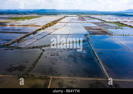 Kampot Salz Felder Luftaufnahme Stockfoto