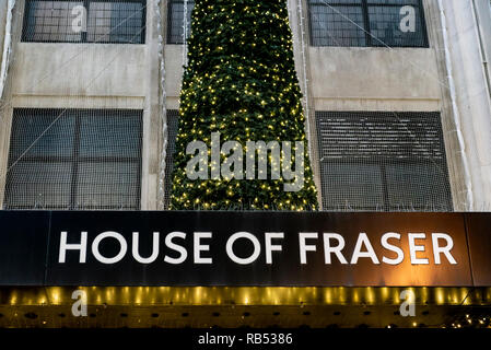 House of Fraser Store in der Oxford Street London, mit Weihnachtsschmuck. Stockfoto