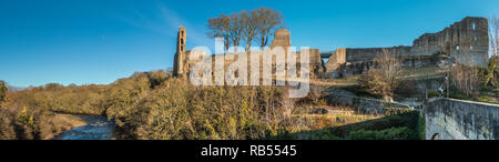 Panoramablick von der Note 1 aufgeführten bleibt des 12. Jahrhunderts Barnard Castle in der Nähe von Barnard Castle, Teesdale, County Durham, UK Stockfoto