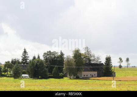 Blick auf die Landschaft von farmside Landschaft. In Europa - Lettland. Stockfoto