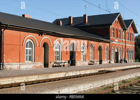 Schöne Sicht auf alten Bahnhof. Stockfoto