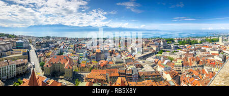 Blick über Lausanne und dem Genfer See, Schweiz Stockfoto