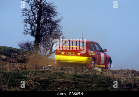 1992 Ford Escort RS Cosworth Rally Auto einer Rallye in Wales UK Stockfoto