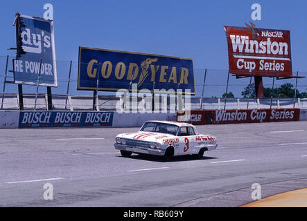 Junior Johnson 1963 Chevrolet Impala SS Geheimnis Motor Auto an Wilksboro Speedway Stockfoto