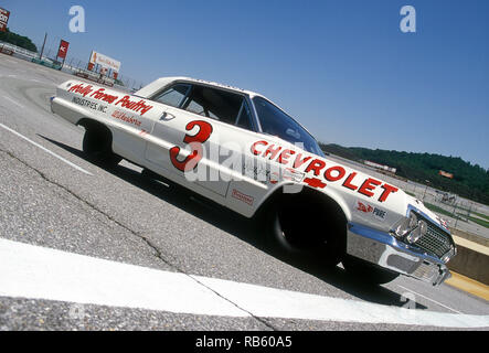 Junior Johnson 1963 Chevrolet Impala SS Geheimnis Motor Auto an Wilksboro Speedway Stockfoto