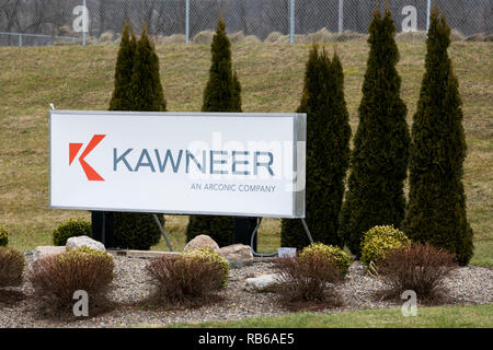 Ein logo Zeichen außerhalb einer Anlage von Kawneer in Bloomsburg, Pennsylvania besetzt, am 30. Dezember 2018. Stockfoto