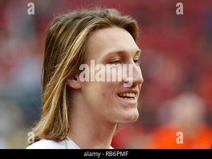 Santa Clara, Kalifornien, USA. 07 Jan, 2019. Clemson Tiger quarterback Trevor Lawrence #16 in Aktion vor dem nationalen Meisterschaft zwischen der Clemson Tiger und die Alabama Crimson Tide am Levi's Stadion in Santa Clara, Kalifornien. Charles Baus/CSM/Alamy leben Nachrichten Stockfoto