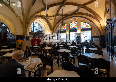 Café Santa Cruz in Coimbra, Portugal, Europa Stockfoto