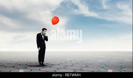 Junger Mann Mime. Mixed Media Stockfoto