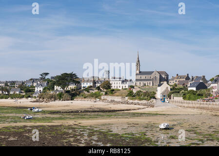 Ile de Batz Hafen bei Ebbe Roscoff, Bretagne Frankreich Stockfoto