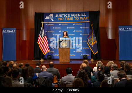 New York, Vereinigte Staaten. 07 Jan, 2019. Lieutenant Governor Kathy Hochul spricht an der Sammlung im Bereich der reproduktiven Gesundheit Handeln am Barnard College. Credit: Lev Radin/Pacific Press/Alamy leben Nachrichten Stockfoto