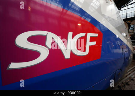 Der TGV (Hochgeschwindigkeitszug) von der SNCF betrieben. Gare de Lyon. Paris. Frankreich. Stockfoto