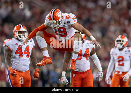 Santa Clara, Kalifornien, USA. 7 Jan, 2019. Januar 07, 2019 - Santa Clara, Kalifornien, USA - Clemson Tiger Sicherheit Tanner Muse (19) feiert nach einem im College Football Endspiel nationale Meisterschaft Spiel zwischen der Clemson Tiger und die Alabama Crimson Tide am Levi's Stadion, Santa Clara, Kalifornien. Clemson gewann44-16-. Quelle: Adam Lacy/ZUMA Draht/Alamy leben Nachrichten Stockfoto