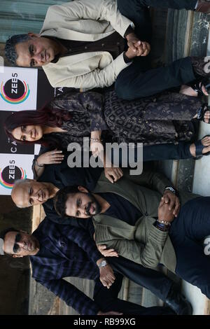 Mumbai, Indien. 7. Januar, 2019. Bollywood Schauspieler Puja Bhatt seine faher Mahesh Bhatt, Gulshan Devaiah, S. Sreesanth, Gulshan Grover Medien Interaktion für den Start des zweiten Films - Kabarett KABARETT am J W Marriott Hotel Juhu in Mumbai Indien am 7. Jan 2019. Credit: prodip Guha/Alamy leben Nachrichten Stockfoto