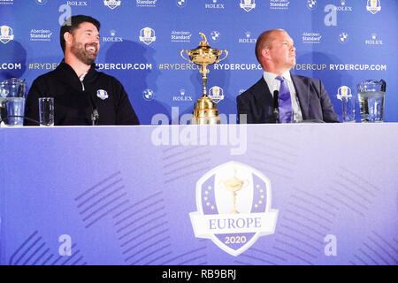 8. Januar, 2019 Wentworth Golf Club Surrey UK Padraig Harrington (Irland) im Gespräch mit den Medien, wie er heute bekannt als das nächste europäische Ryder Cup Captain, auf einer Konferenz, die im Ballsaal im berühmten Wentworth Golf Club Stockfoto