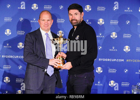 8. Januar, 2019 Wentworth Golf Club Surrey UK Padraig Harrington (Irland) im Gespräch mit den Medien, wie er heute bekannt als das nächste europäische Ryder Cup Captain, auf einer Konferenz, die im Ballsaal im berühmten Wentworth Golf Club Stockfoto