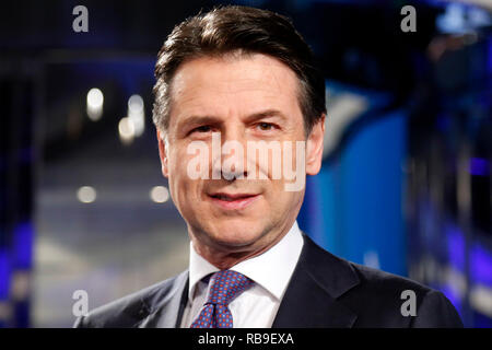 Rom, Italien. 08 Jan, 2019. Giuseppe Conte Rom 8. Januar 2019. Der italienische Ministerpräsident erscheint als Gast in der TV-Show "Porta a Porta" Foto Samantha Zucchi Insidefoto Credit: insidefoto Srl/Alamy leben Nachrichten Stockfoto