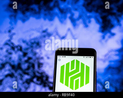 Kiew, Ukraine. 7 Jan, 2019. Huntington Bancshares Bank Holding Company Logo gesehen auf einem Smartphone angezeigt. Quelle: Igor Golovniov/SOPA Images/ZUMA Draht/Alamy leben Nachrichten Stockfoto