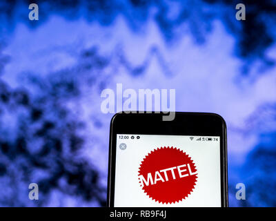 Kiew, Ukraine. 7 Jan, 2019. Mattel Toy Company Logo gesehen auf einem Smartphone angezeigt. Quelle: Igor Golovniov/SOPA Images/ZUMA Draht/Alamy leben Nachrichten Stockfoto