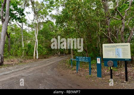 Szenen aus dem Smalleys Strand Zeltplatz, Cape Hillsborough National Park, Queensland, Australien Stockfoto