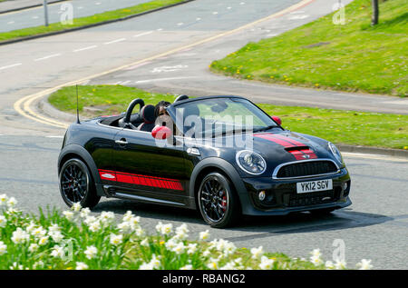 2012 R57 Form Mini Cooper Cabrio JCW britischen Kleinwagen Stockfoto