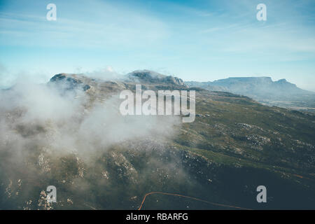 Fliegen Vergangenheit Teil Südafrikas Tafelberg. Stockfoto