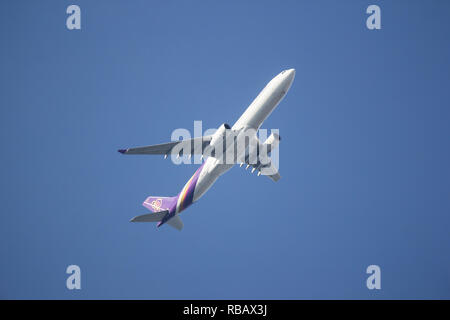 Chiangmai, Thailand - 2. Januar 2019: HS-tes Airbus A330-300 von Thaiairway. Von Chiangmai Flughafen in Bangkok. Stockfoto