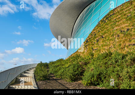 Äußere des London Aquatics Center in der Queen Elizabeth Olympic Park in Stratford, East London, Großbritannien Stockfoto