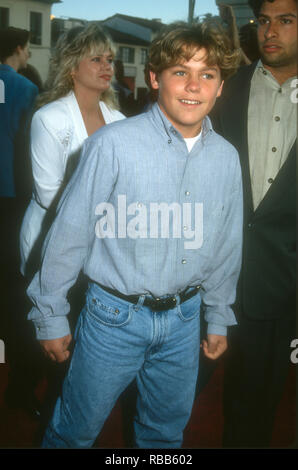 WESTWOOD, CA - 29. Juli: Schauspieler Jason James Richter nimmt an Warner Bros. Pictures' "Der Flüchtling" Premiere am 29. Juli 1993 an den Mann Dorf Theater in Westwood, Kalifornien. Foto von Barry King/Alamy Stock Foto Stockfoto