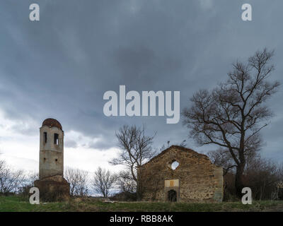 Verlassene Kirche in Bulgarien Stockfoto