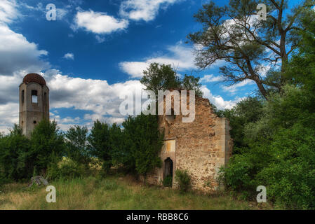 Verlassene Kirche in Bulgarien Stockfoto