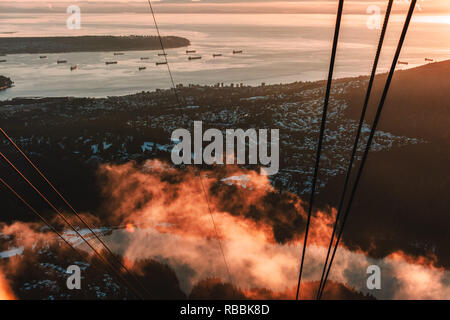 Foto von Vancouver Blick von Grouse Mountain in North Vancouver, BC, Kanada Stockfoto