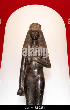 Rom, Italien, 09. November 2018: die Statue der Königin Tuya im Vatikan Museum Stockfoto