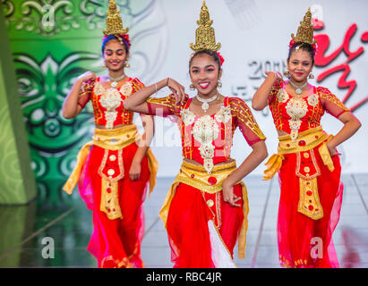 SriLankan Dancers von Hillwood College Dance Troupe treten auf dem Maskdance Festival in Andong Südkorea auf Stockfoto