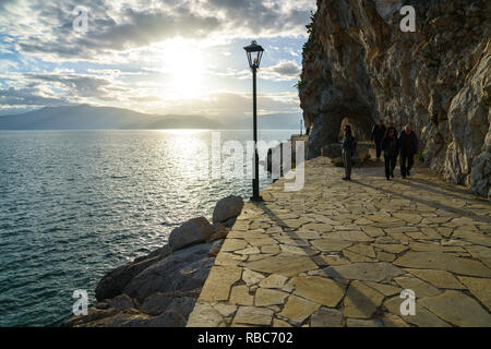 Nafplio, Griechenland. Blue Ski Landschaften, Ruinen, wild lebende Tiere am und in der Nähe der Arvanitias und Festung Palamidi im Dezember 2018 Stockfoto