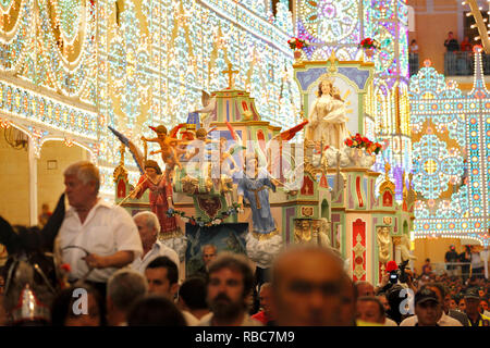 Italien Basilikata Matera - Festa Madonna della Bruna - Der Warenkorb Der Bruna Stockfoto