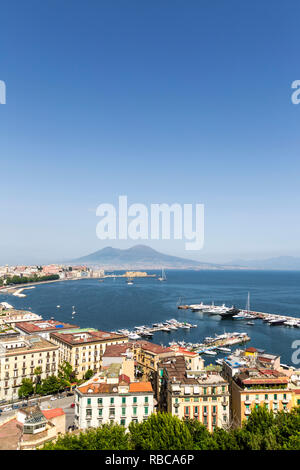 Neapel, Italien. Blick auf die Stadt von Posillipo Stockfoto