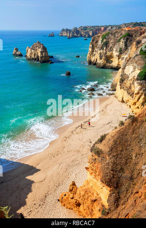 Dona Ana Strand und Küste, Lagos, Algarve, Portugal, Stockfoto