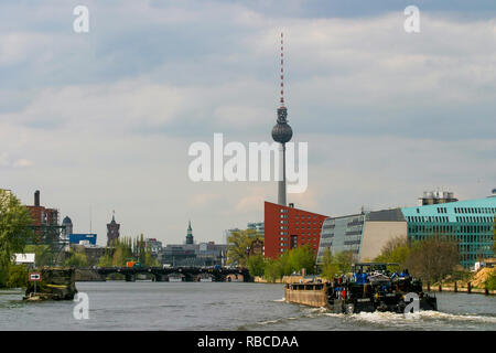 Spree Ufer von einem crusie Boot, Berlin, Deutschland Stockfoto