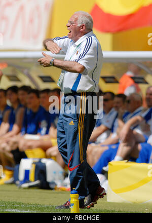 Zentralstadion Leipzig Deutschland 14.06. 2006, FIFA WM 2006, Spanien gegen Ukraine 4:0 - - - Luis Aragones (ESP) Stockfoto