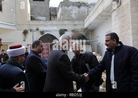 Gaza, Gazastreifen, palästinensischen Gebiet. 9 Jan, 2019. Vorsitzender des Politischen Büros der Hamas die palästinensischen islamistischen Bewegung, Ismail Haniyeh visits die Orthodoxe Kirche in Gaza Stadt am Januar 09, 2019 Credit: Ashraf Amra/APA-Images/ZUMA Draht/Alamy leben Nachrichten Stockfoto