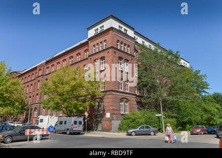 Klinkum im Grove des Friedrich, Fröbelstrasse, Prenzlauer Berg, Pankow, Berlin, Deutschland, Klinkum im Friedrichshain, Froebelstrasse, Prenzlauer B Stockfoto